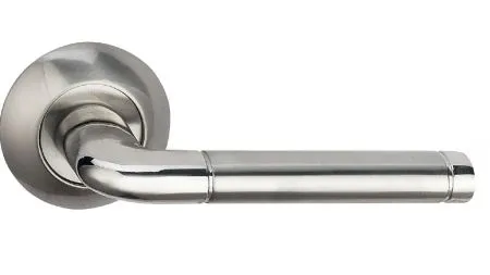 Купить Ручка межкомнатная Хром/хром матовый Ручка BUSSARE LINDO A-34-10 CHROME/S.CHROME для межкомнатной двери в Находке