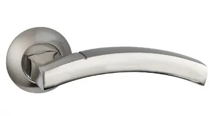 Купить Ручка межкомнатная Хром/хром матовый Ручка BUSSARE SOLIDO A-37-10 CHROME/S.CHROME для межкомнатной двери в Находке